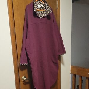 Secret Treasures Fkeece Ribe With Pockets 3X Broken Zipper